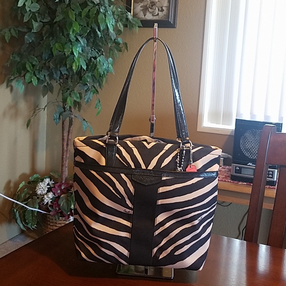 Signature Zebra Print